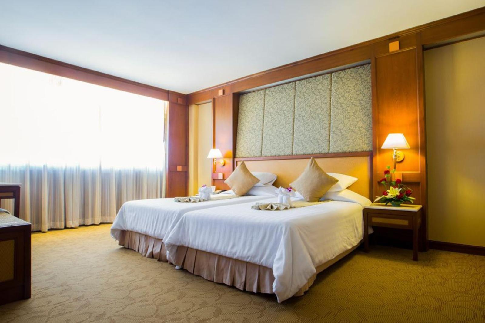 Asia Hotel Bangkok Бангкок